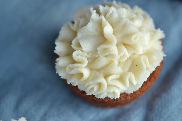 White Chocolate Cupcakes