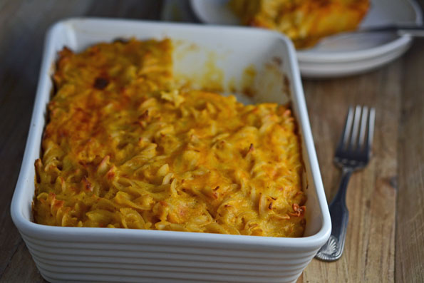 Lighter & Healthier Gluten-Free Mac & Cheese