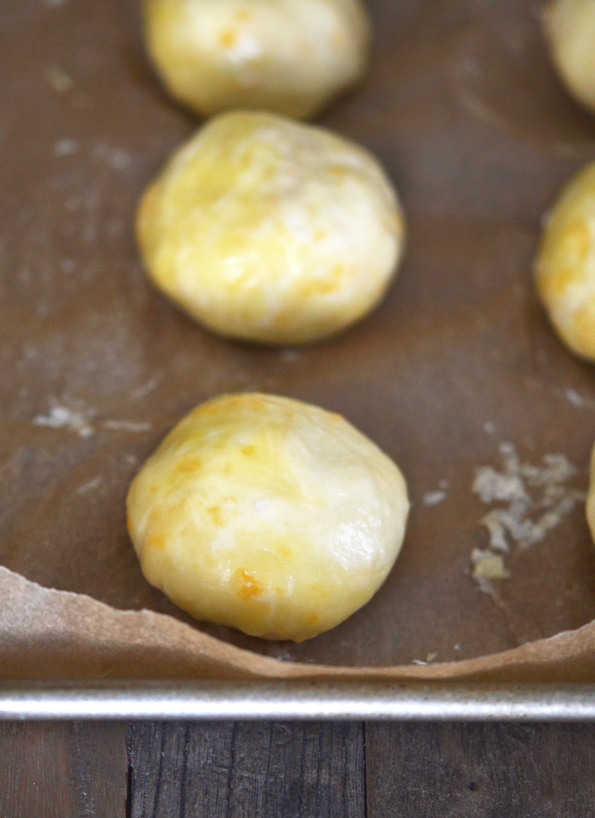 Pao de queijo: Original Cheese Bread Copycat Recipe Pao de queijo: Original Cheese Bread Copycat Recipe