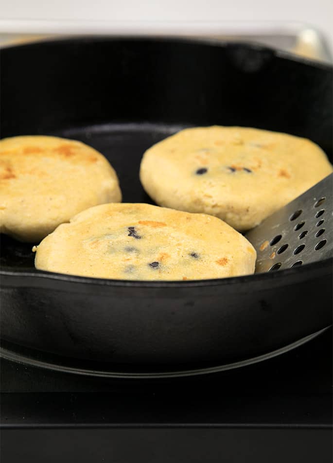 Pupusas Recipe — How To Make Them Step by Step with video