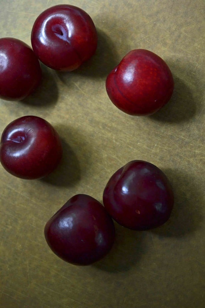 Plums on meta surface