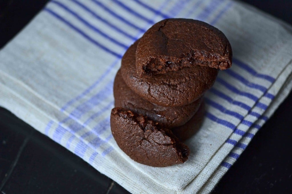 Stack of Nutella cookies on white towel 