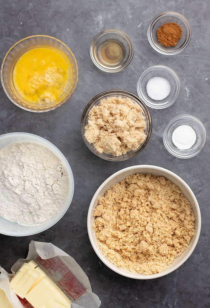 Linzer cookie ingredients in small bowls