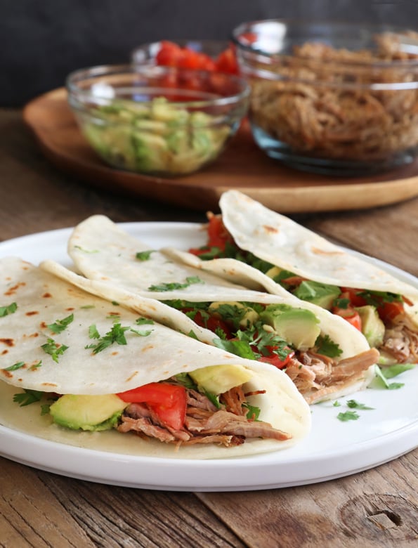 https://glutenfreeonashoestring.com/wp-content/uploads/2014/08/Carnitas.jpg