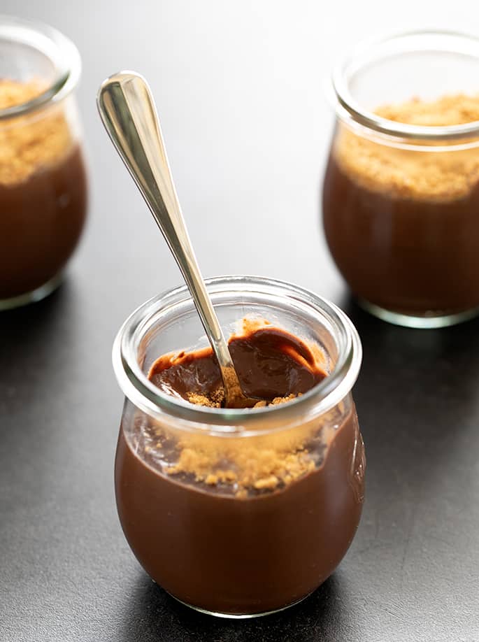 Chocolate pudding with graham cracker crumbs