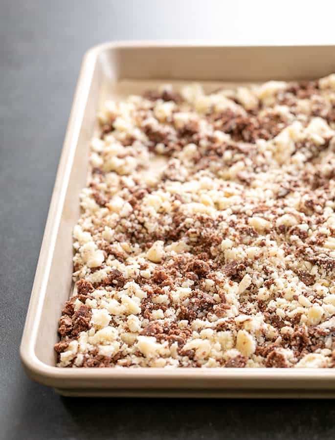 Eclair topping baked and crumbled