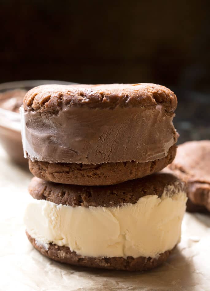 Side view of Nutella cookies with ice cream in the middle 