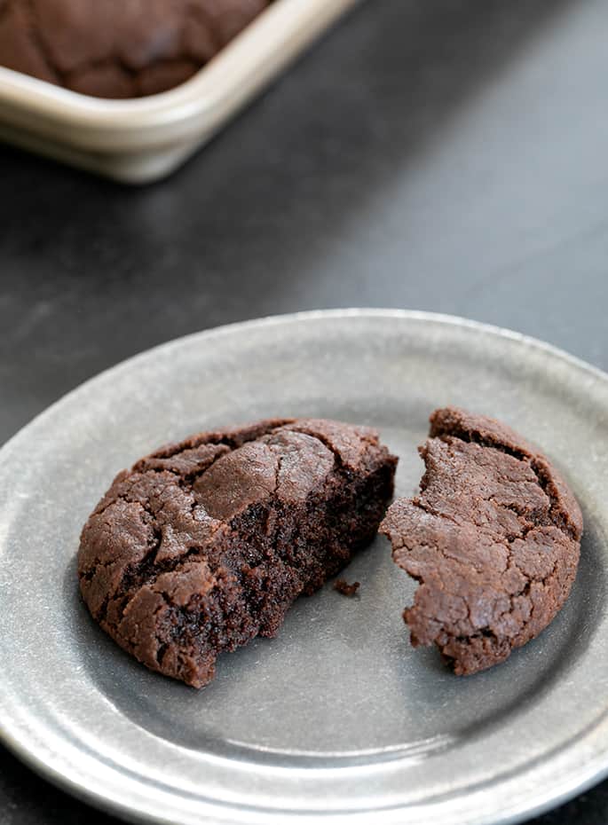 Double chocolate cookie broken on small plate