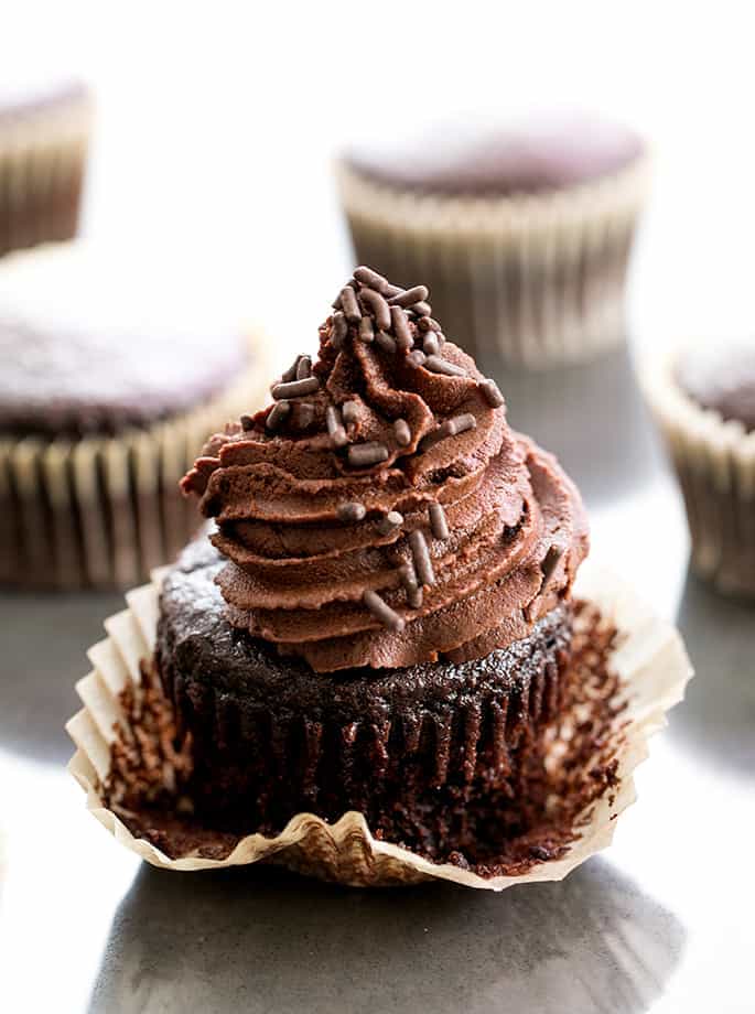 When you need to make gluten free chocolate cupcakes and you only want the best, easy recipe, these perfectly moist and tender cakes are the only treats you need!