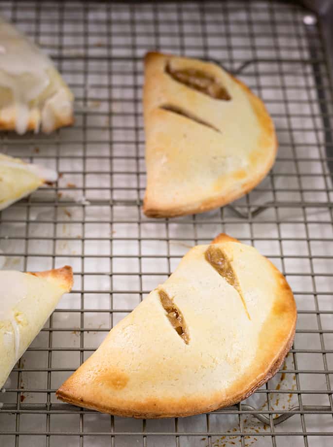 These gluten free mini apple pies are just like McDonald's or Hostess fruit pies, but baked and not fried, with a warm chunky apple filling. 