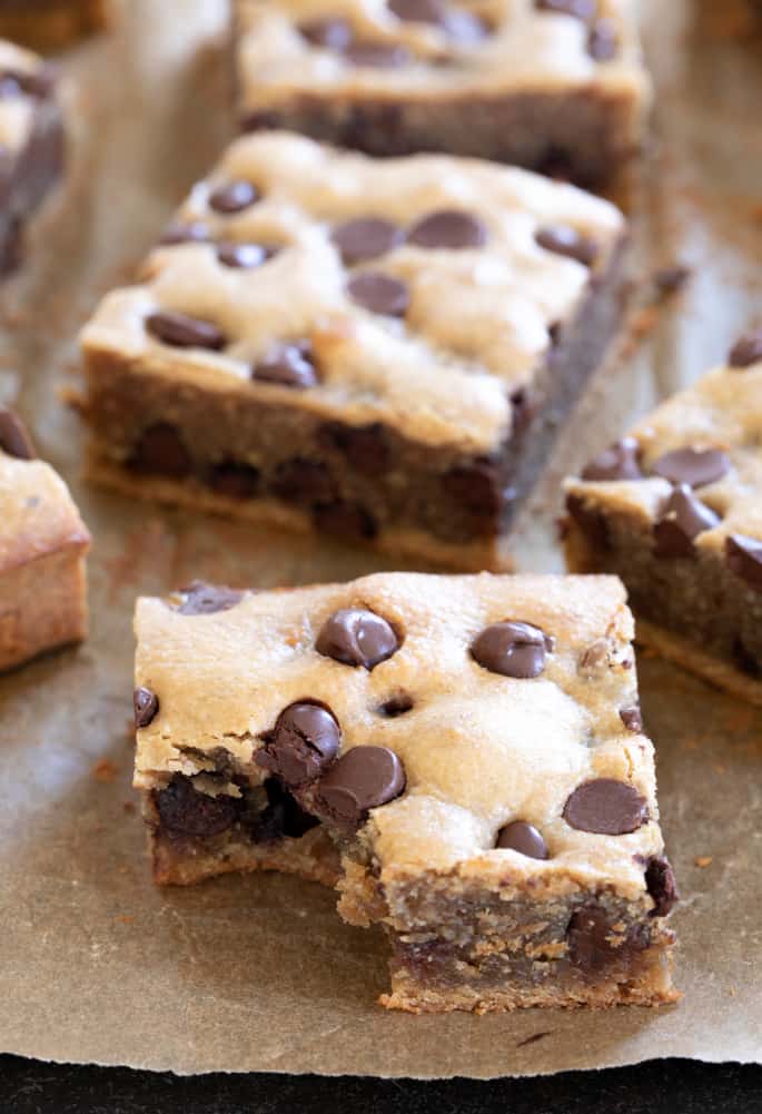 Rich in peanut butter flavor, these super chewy blonde brownies are made without any dairy or grains and they're naturally gluten free. 