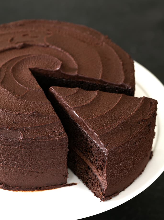 A moist and tender Paleo chocolate cake that's rich in chocolate flavor, but not too sweet. Layer it with a deep chocolate frosting, and let's celebrate!