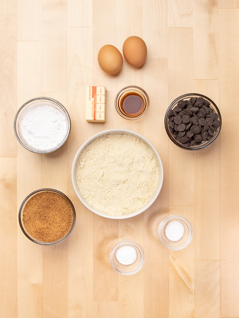 Almond flour chocolate chip cookies ingredients