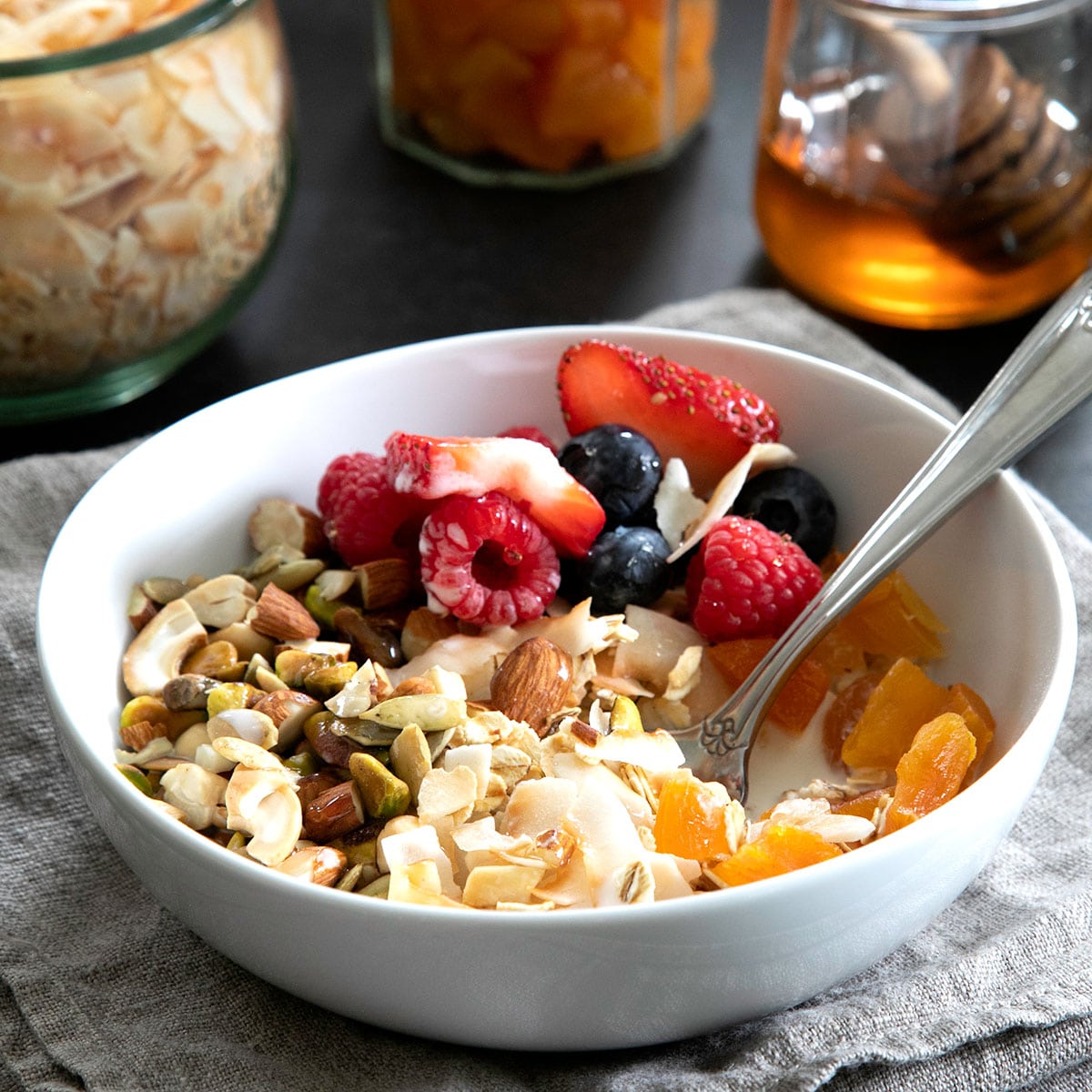 muesli recipe in bowl